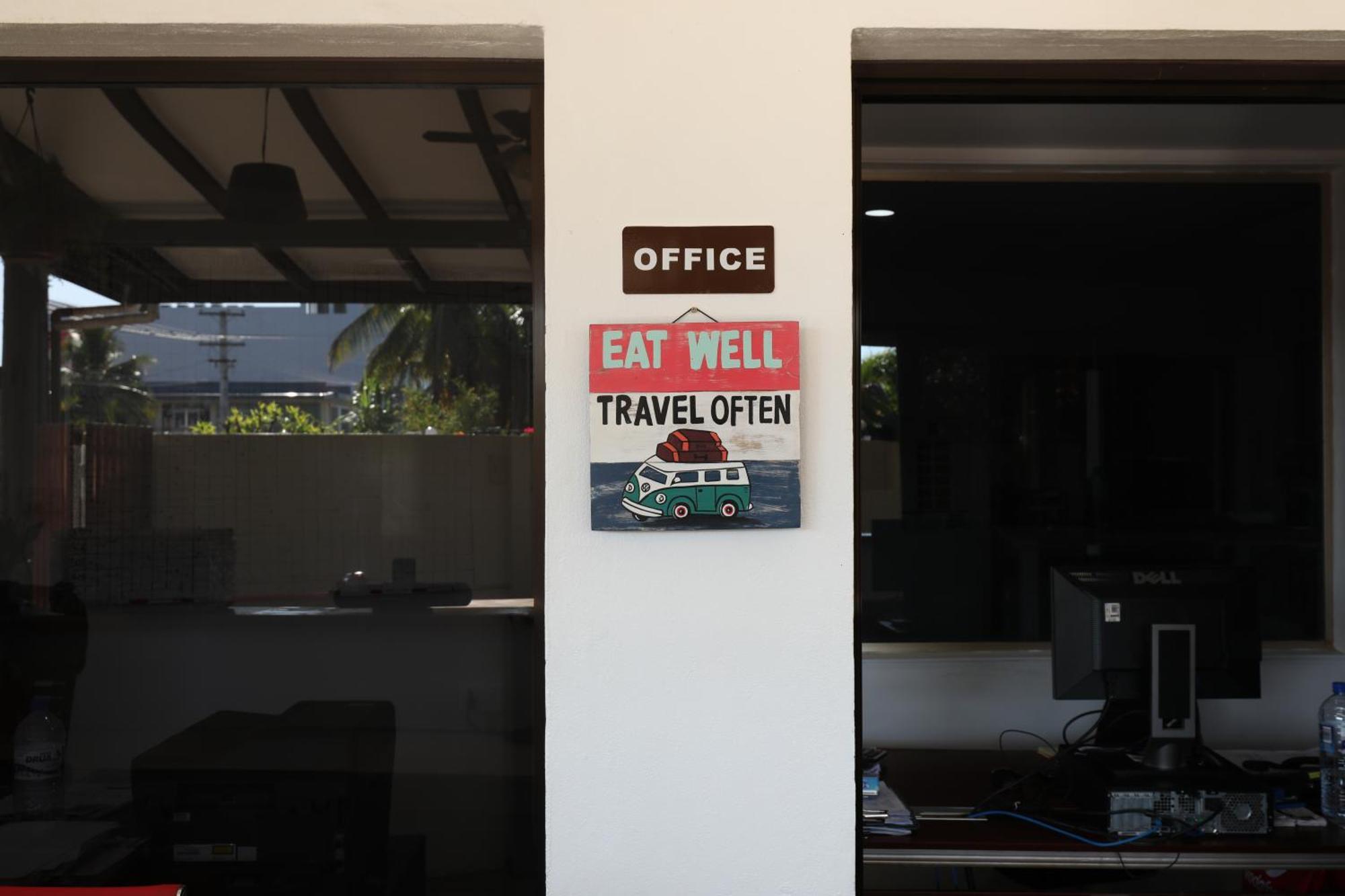 Tropical Plaza Apt นาดี ภายนอก รูปภาพ