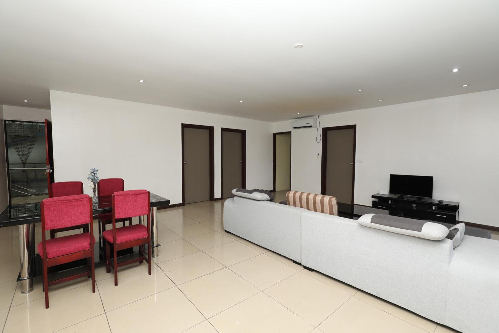 Tropical Plaza Apt นาดี ภายนอก รูปภาพ