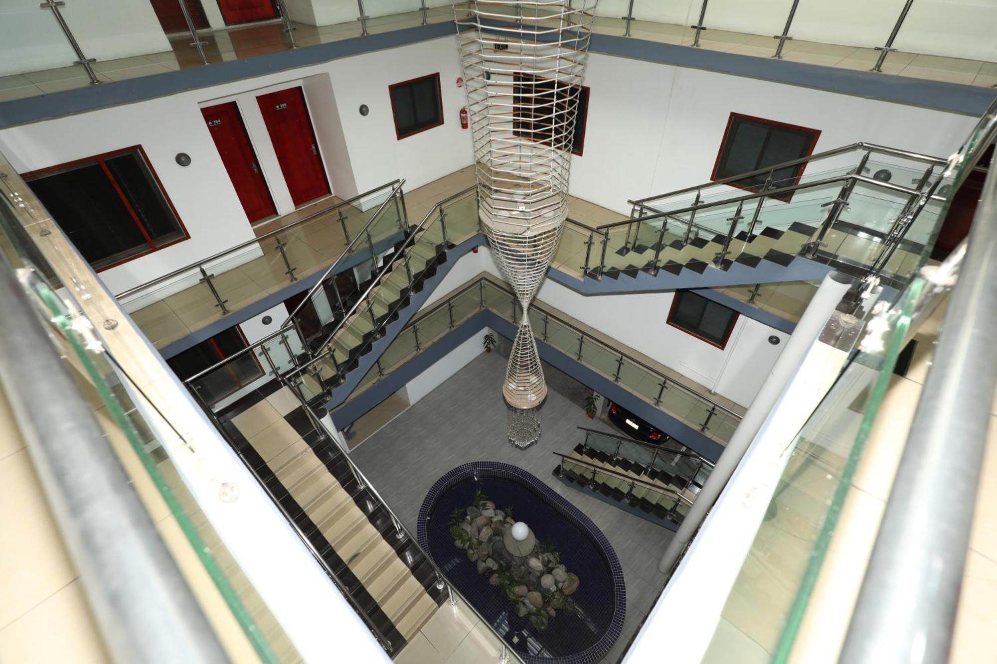 Tropical Plaza Apt นาดี ภายนอก รูปภาพ